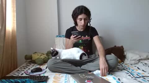 Malita online show from October 2025 07:25:02 PM