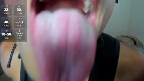 malkongarcia online show from October 2025 10:50:01 PM