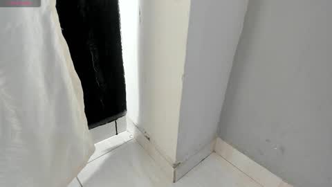 maluryblaze online show from November 2025 08:22:02 PM