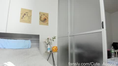 Snapshot of malvina_doll chatting on December 2024 08:44:01 AM malvina_doll online show from December 2024 08:44:01 AM