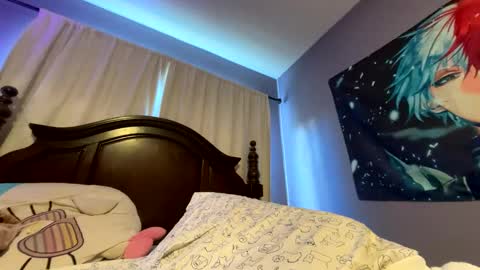 Mami Twishy online show from September 2025 07:07:02 PM