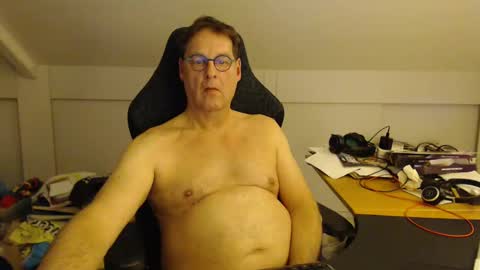 man2havefun online show from December 2024 07:04:02 PM