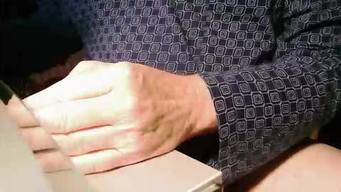 TS online show from November 2025 06:14:01 AM