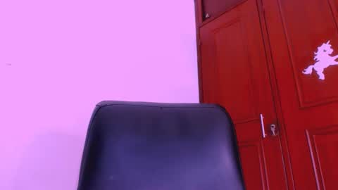 Snapshot of mandingxoxhot chatting on February 2025 01:45:02 AM juan camilo online show from February 2025 01:45:02 AM