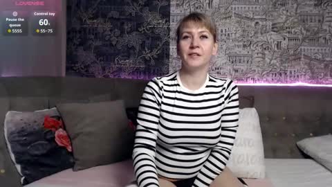 Snapshot of mandy_foxxx chatting on November 2025 11:21:02 AM Mandy online show from November 2025 11:21:02 AM