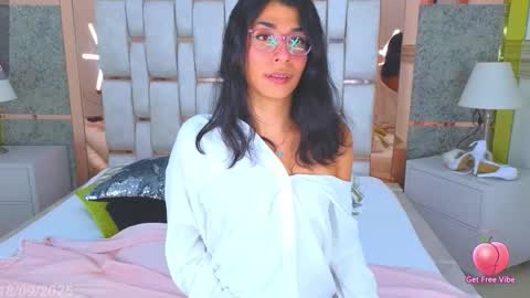 mandy_peaches online show from September 2025 05:31:01 AM