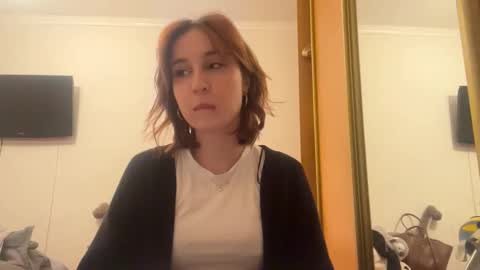 Snapshot of mandykarth chatting on December 2025 01:09:02 PM Mia online show from December 2025 01:09:02 PM