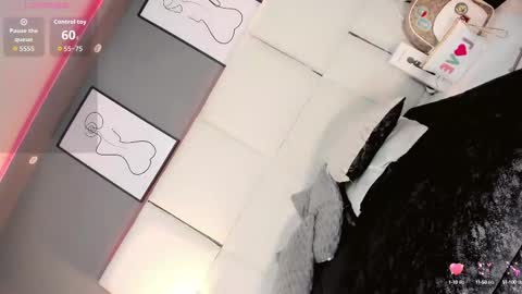 manellyksparklee online show from September 2025 02:06:02 PM