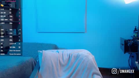 Snapshot of mangxx chatting on November 2025 02:23:01 AM Danny online show from November 2025 02:23:01 AM