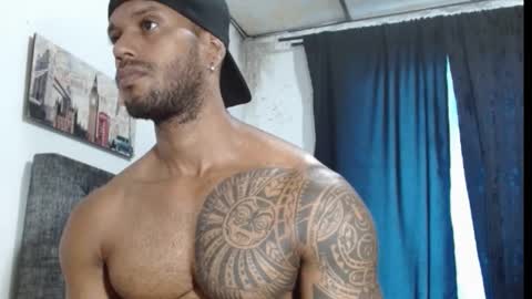 Manolo online show from February 2025 08:55:01 PM