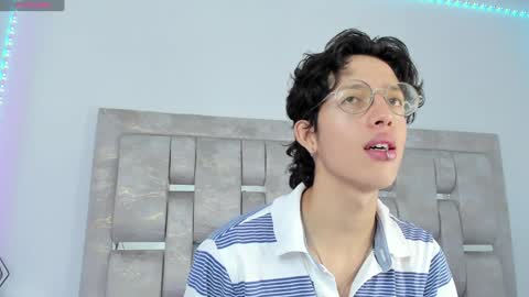 Manuel online show from December 2024 11:55:01 AM