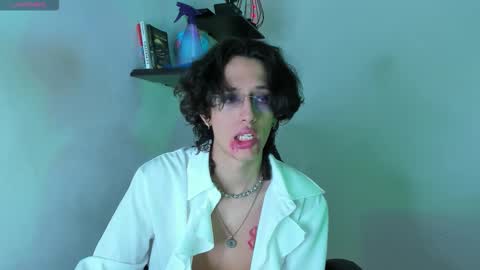 Manuel online show from October 2025 07:26:02 PM