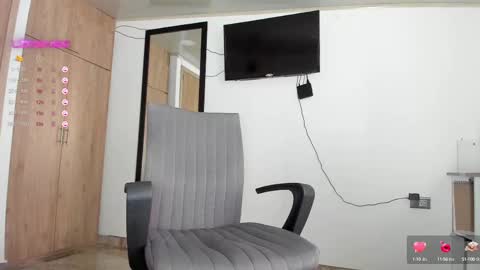 Snapshot of manucute_23_ chatting on February 2025 07:52:01 PM manucute 23 online show from February 2025 07:52:01 PM