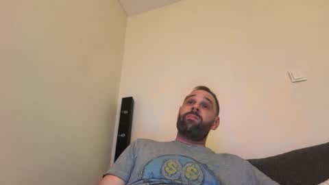 manynaaamess online show from October 2025 07:09:02 PM