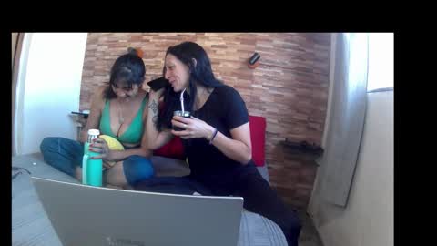 coshitaxxx online show from October 2025 01:06:02 PM