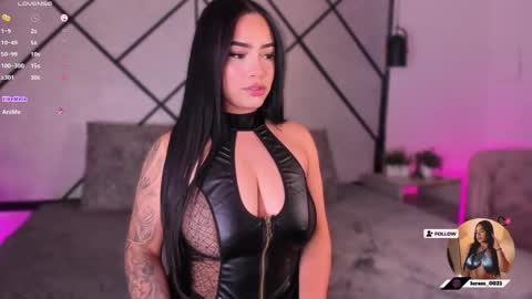 Snapshot of mara_martinez chatting on September 2025 04:23:01 AM online show from September 2025 04:23:01 AM