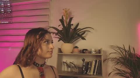Snapshot of mara_santoro chatting on February 2025 03:21:02 AM Mara Santoro online show from February 2025 03:21:02 AM