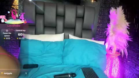 Snapshot of maraa_rivera chatting on November 2025 08:07:01 PM maraa_rivera online show from November 2025 08:07:01 PM