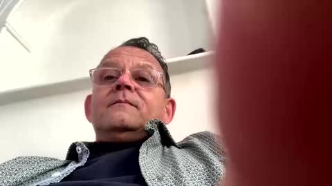 marc280384 online show from February 2025 10:39:01 AM