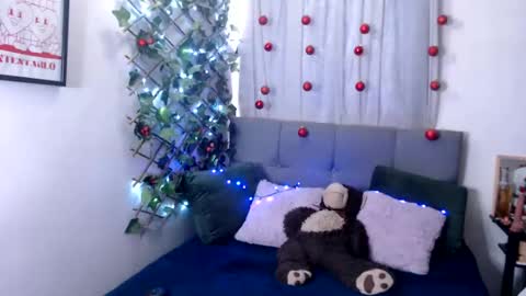 Marcela  online show from December 2024 02:37:02 PM