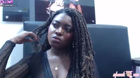 MARCELA  online show from November 2025 08:21:01 PM