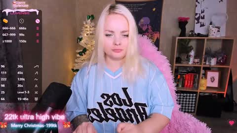 Sara online show from December 2024 02:37:01 PM