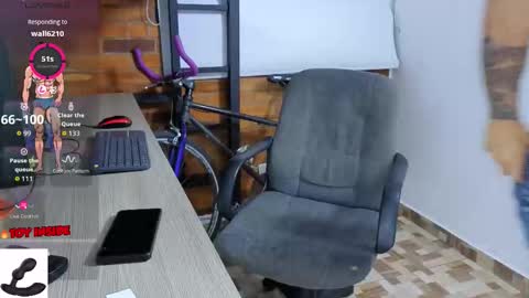 Snapshot of marckmuscle chatting on October 2025 01:30:02 AM Marck Independent model online show from October 2025 01:30:02 AM