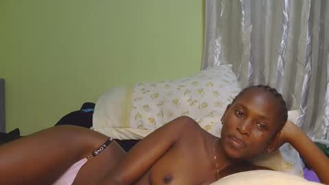 Snapshot of marclyne_cy chatting on October 2025 08:24:02 AM marclyne_cy online show from October 2025 08:24:02 AM