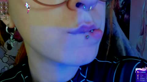 Snapshot of margaret_red chatting on December 2024 12:19:02 AM Margaret online show from December 2024 12:19:02 AM