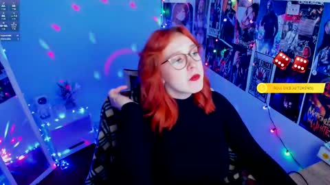 Snapshot of margaret_red chatting on February 2025 07:07:01 PM Margaret online show from February 2025 07:07:01 PM