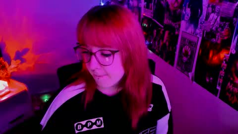 Snapshot of margaret_red chatting on September 2025 05:47:02 PM Margaret online show from September 2025 05:47:02 PM