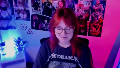 Snapshot of margaret_red chatting on October 2025 06:08:02 PM Margaret online show from October 2025 06:08:02 PM