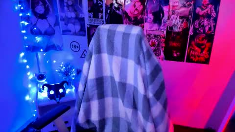 Snapshot of margaret_red chatting on November 2025 10:21:02 PM Margaret online show from November 2025 10:21:02 PM