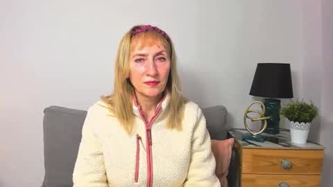 margaretmature online show from January 2025 06:01:02 AM