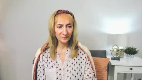 margaretmature online show from February 2025 08:03:01 PM