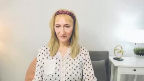 margaretmature online show from February 2025 02:21:01 PM