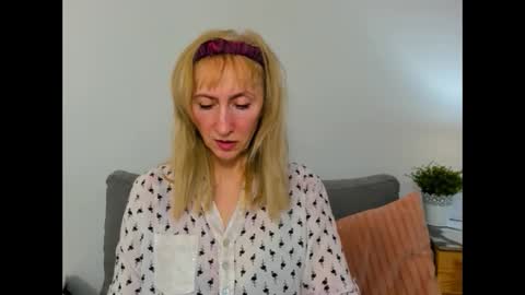 margaretmature online show from March 2025 11:18:01 AM