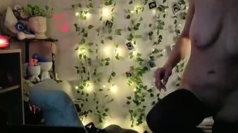 Margaux Savant online show from October 2025 01:55:02 AM