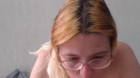 margo_shine online show from September 2025 10:59:01 AM