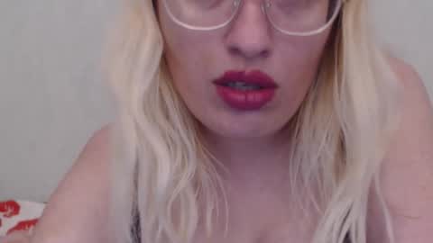 margo_shine online show from October 2025 02:14:01 PM
