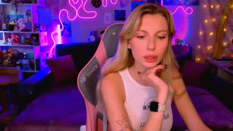 Maria online show from September 2025 01:53:02 AM