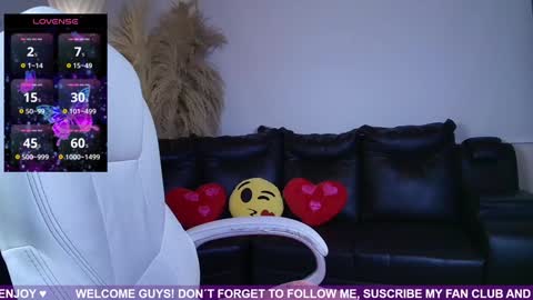 Maria  online show from January 2025 09:44:02 AM