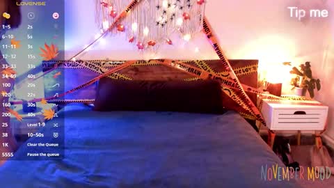 Maria online show from November 2025 05:04:01 PM