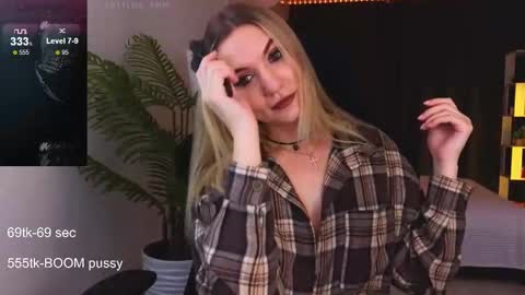 maria_shy_lii online show from October 2025 05:42:01 PM