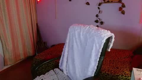 Snapshot of mariaajuana_ chatting on October 2025 04:22:02 AM mariaajuana_ online show from October 2025 04:22:02 AM