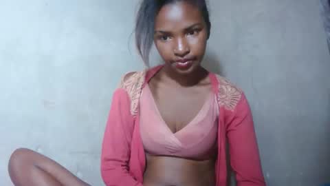 Maria online show from October 2025 11:48:01 PM