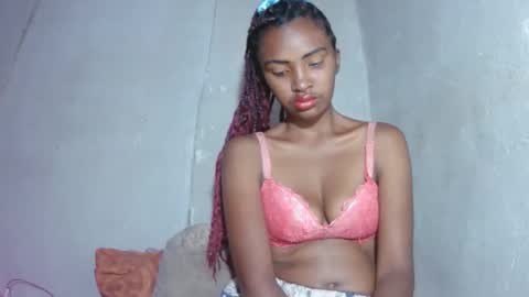 Maria online show from November 2025 09:03:02 PM