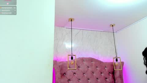 Snapshot of mariam__cute chatting on December 2024 01:15:02 AM online show from December 2024 01:15:02 AM