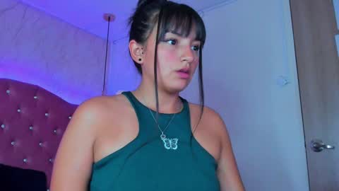 Snapshot of mariam__cute chatting on February 2025 07:00:01 PM online show from February 2025 07:00:01 PM