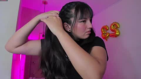 Snapshot of mariam__cute chatting on March 2025 12:57:02 PM online show from March 2025 12:57:02 PM